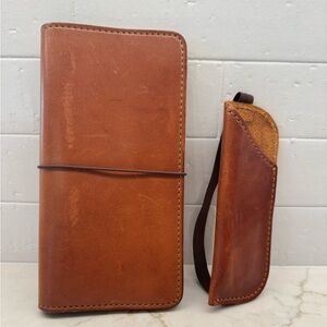 Chic Sparrow folio cover
